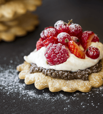 Rezept Crunchy Cream Tartelettes mit Beeren-mix