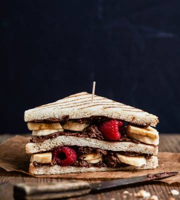 Schoko-Bananen-Toast mit Ovomaltine Crunchy Cream