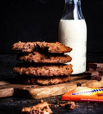 Giant Schoko-Walnuss-Cookies